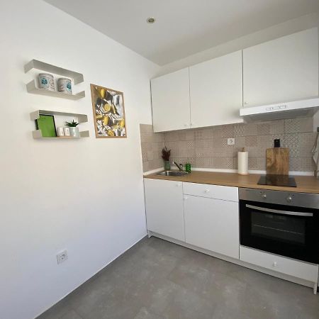 Appartamento Apartman Cukar Pola Esterno foto