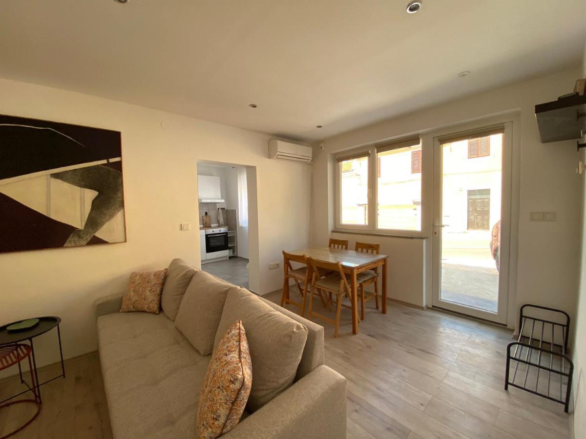 Appartamento Apartman Cukar Pola Esterno foto