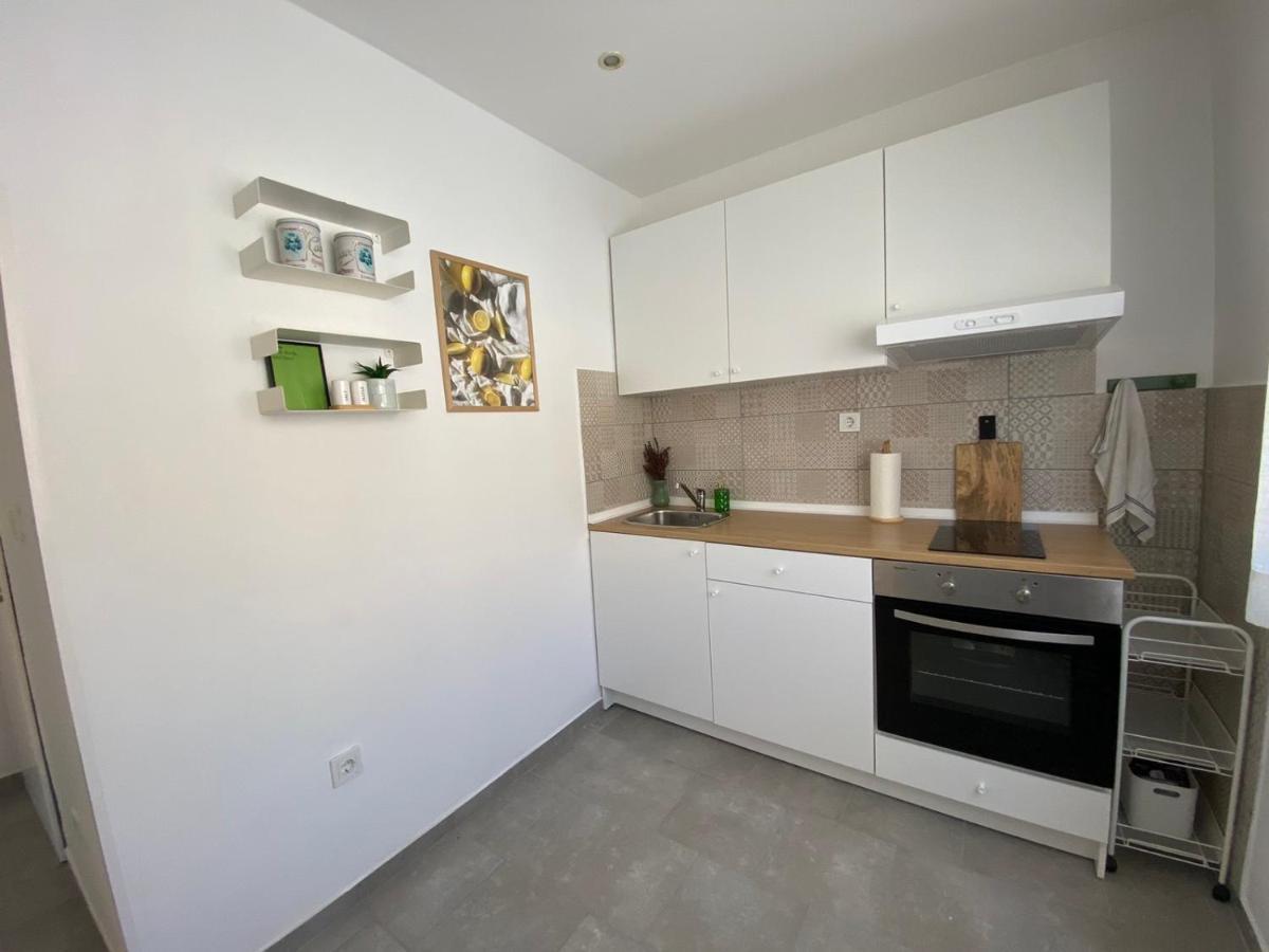 Appartamento Apartman Cukar Pola Esterno foto