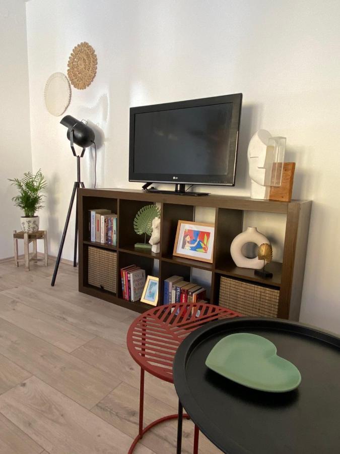 Appartamento Apartman Cukar Pola Esterno foto