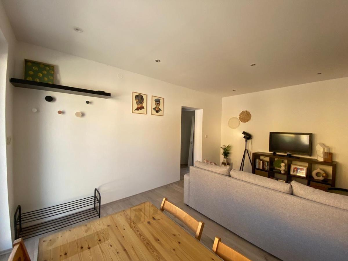 Appartamento Apartman Cukar Pola Esterno foto