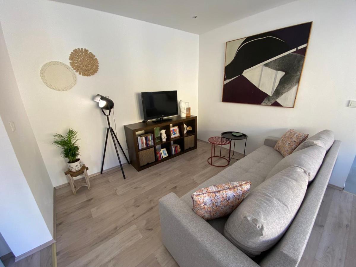 Appartamento Apartman Cukar Pola Esterno foto